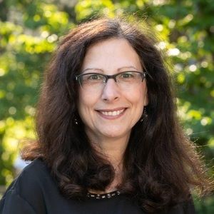 Meet your Posher, Pam